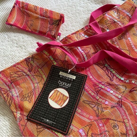 Mesh Sequin Tote - Picture 4 of 9